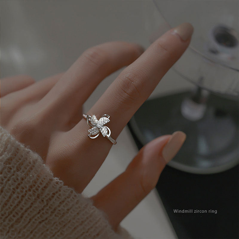 Luxury Zirconia Spinning Ring